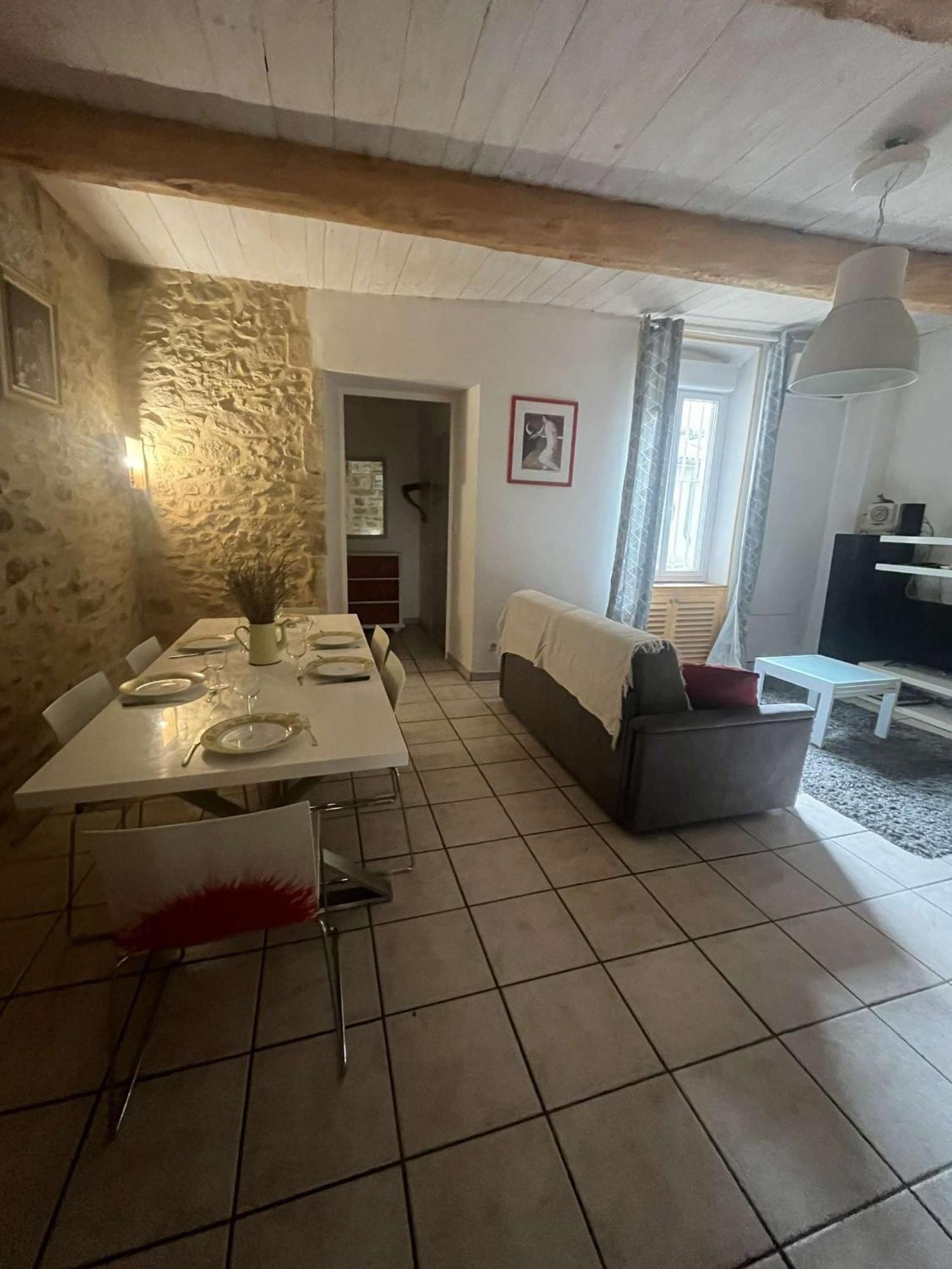 L'Atypique Coeur De Ville - Clim Et Parking Nîmes Exterior foto